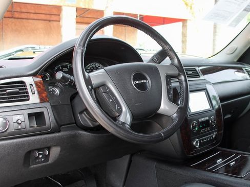 Used 2011 GMC Sierra 2500 Denali image 19