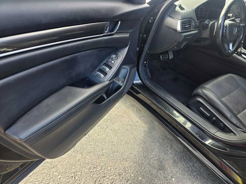 Used 2019 Honda Accord Sport image 20