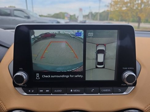 New 2025 Nissan Sentra SV w/ SV Premium Package image 23