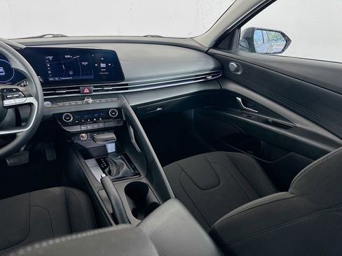 Certified 2024 Hyundai Elantra SEL image 23