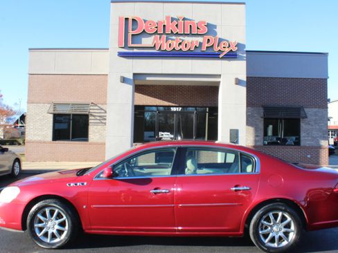 Used 2007 Buick Lucerne CXL image 9
