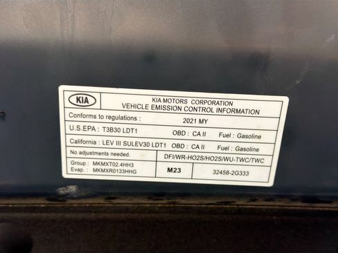 Used 2021 Kia Sportage EX image 17