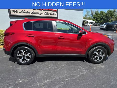 Used 2021 Kia Sportage LX w/ LX AWD Popular Package image 2