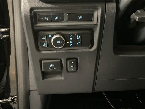 Used 2022 Ford F150 XLT w/ Equipment Group 302A High image 8