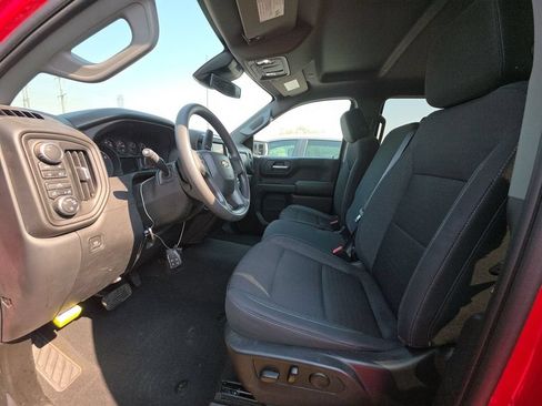 Used 2023 Chevrolet Silverado 1500 Custom AWD/4WD image 8