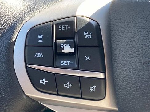 Used 2021 Ford Explorer XLT w/ Equipment Group 202A image 21