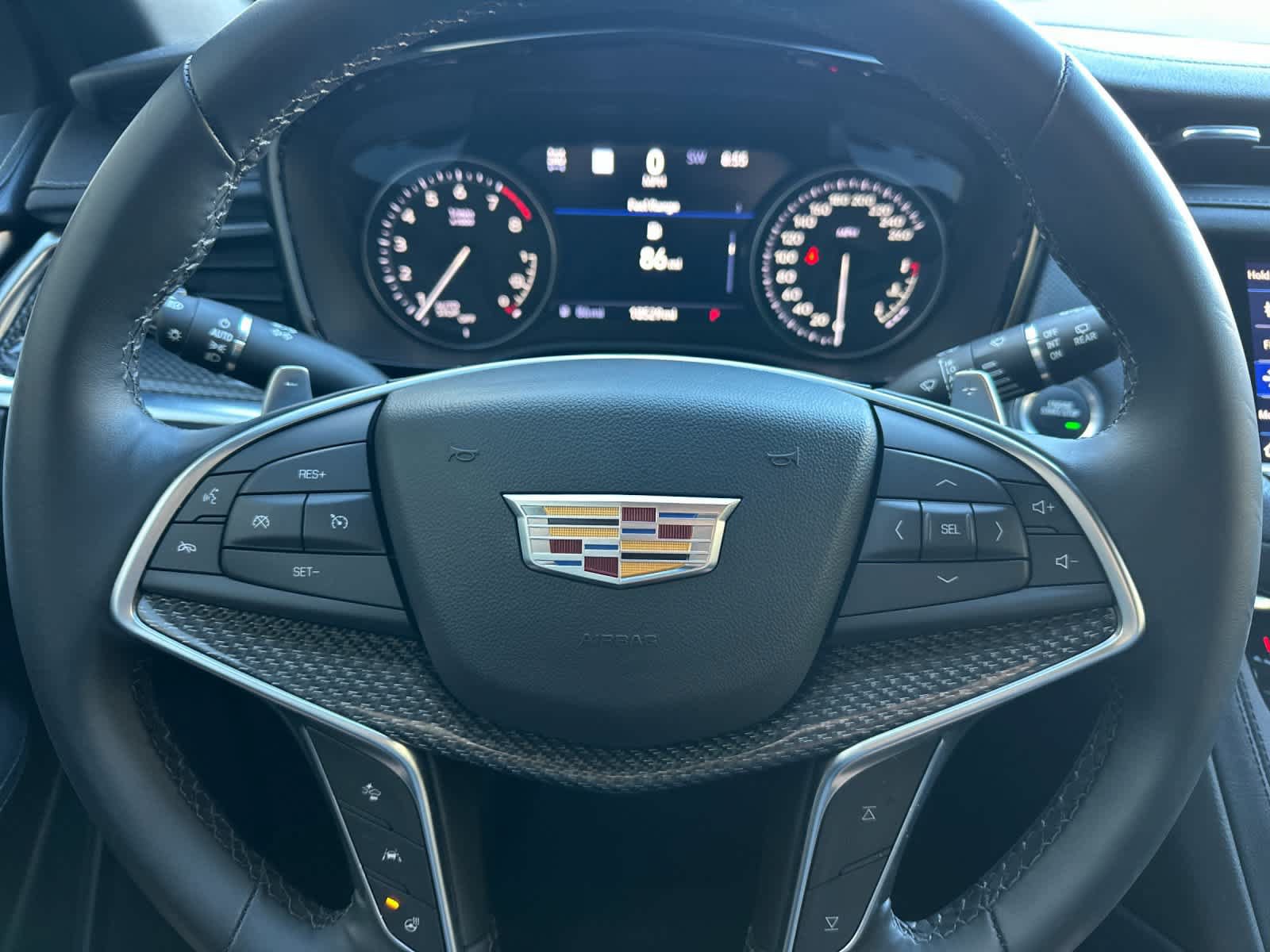 Used 2025 Cadillac XT5 Sportv w/ Technology Package AWD/4WD image 24