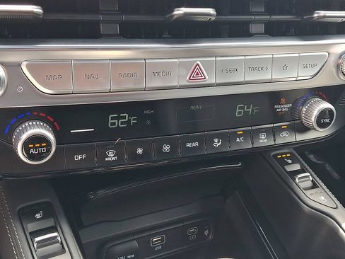 Used 2023 Kia Telluride SX Prestige X-Line AWD/4WD image 18
