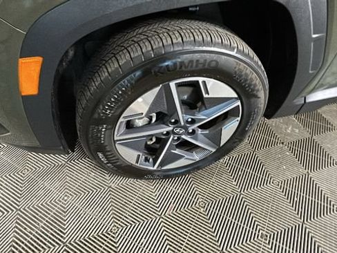 Certified 2025 Hyundai Tucson SEL AWD/4WD image 9
