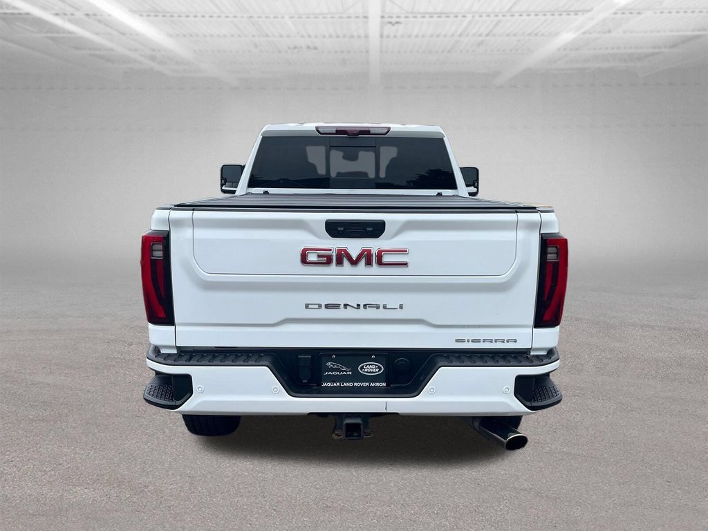 Used 2024 GMC Sierra 2500 Denali w/ Denali Reserve Package AWD/4WD image 4