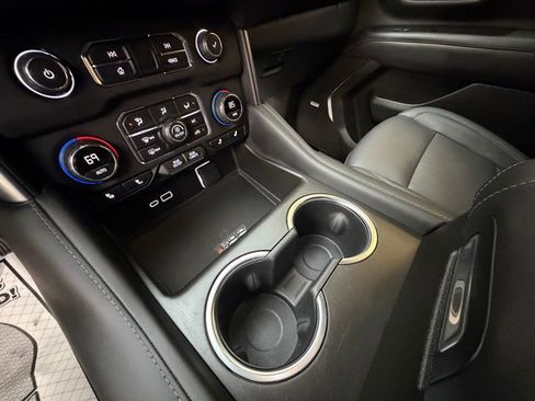 Used 2021 Chevrolet Tahoe LT image 19