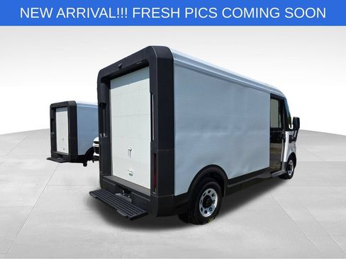Used 2024 Chevrolet Brightdrop 400 w/ Commercial Equipment Package AWD/4WD image 4