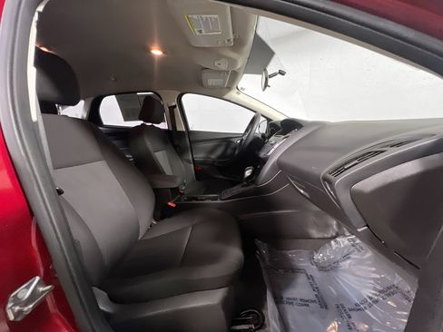 Used 2015 Ford Focus SE FWD image 31