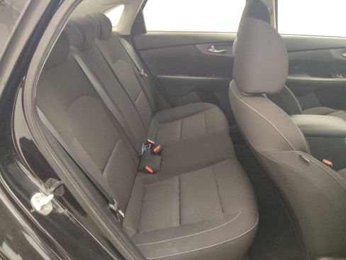 Used 2019 Kia Forte LXS FWD image 19