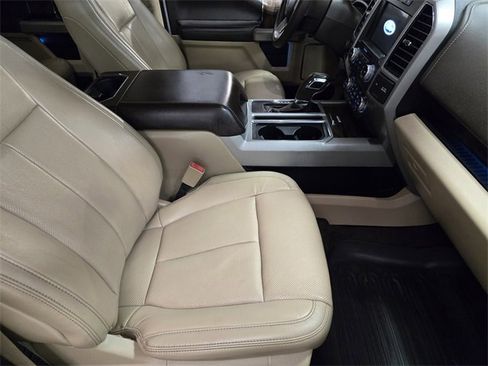 Used 2018 Ford F150 Lariat w/ Equipment Group 502A Luxury image 16