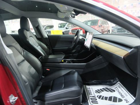 Used 2019 Tesla Model 3 Long Range image 29