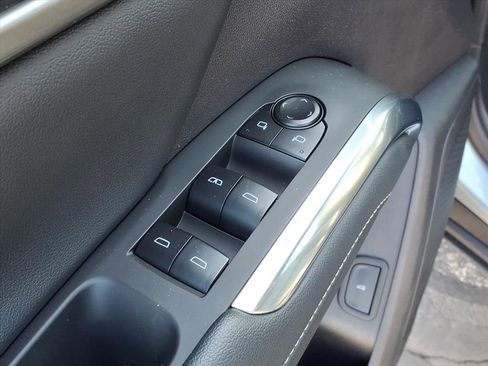 Certified 2025 Chevrolet Traverse LT image 7