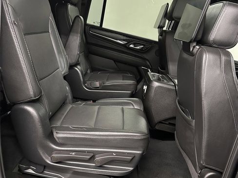Used 2023 GMC Yukon XL Denali image 39