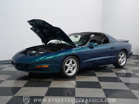 Used 1997 Pontiac Firebird Formula RWD image 32