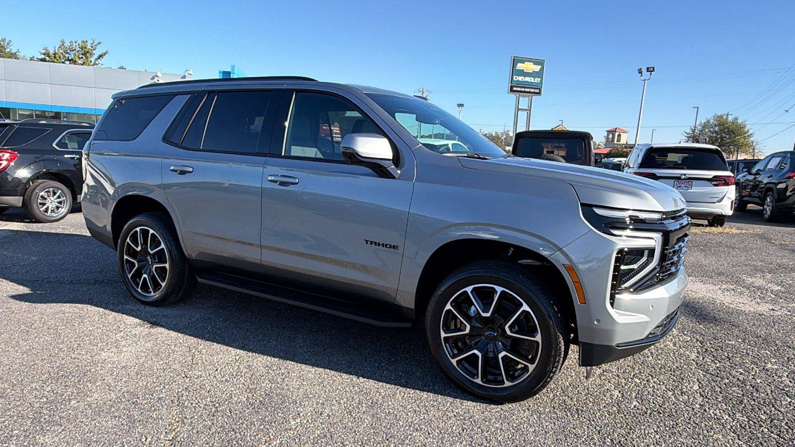 New 2027 Chevrolet Tahoe RST w/ Comfort Package AWD/4WD image 7