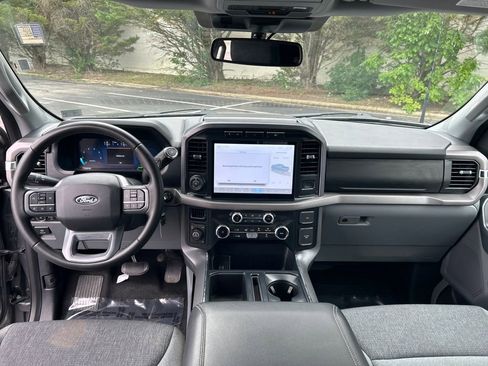 Used 2024 Ford F150 XLT w/ Mobile Office Package image 20