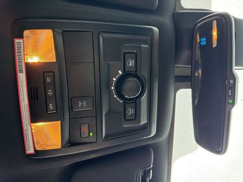 Used 2023 Toyota Tacoma TRD Off-Road w/ Technology Package image 24