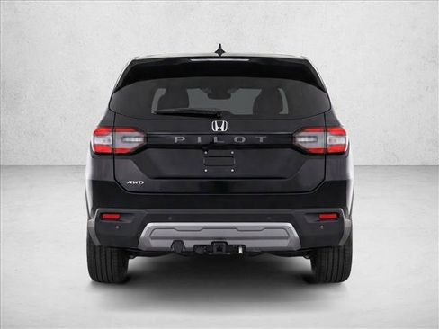 Used 2023 Honda Pilot EX-L image 6