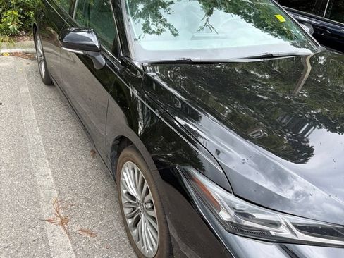 Certified 2022 Toyota Avalon Limited w/ Advanced Safety Package FWD image 2