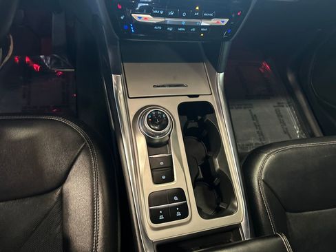 Used 2023 Ford Explorer Limited w/ Equipment Group 301A image 17