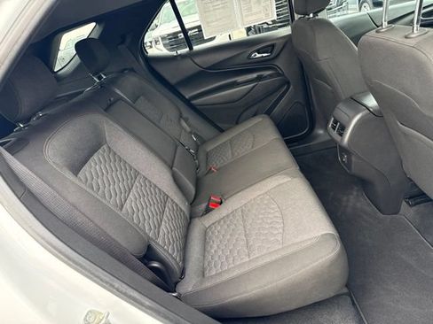 Used 2020 Chevrolet Equinox LT w/ Driver Convenience Package AWD/4WD image 25