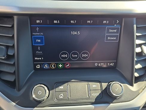 Used 2020 GMC Acadia SLE w/ Driver Convenience Package image 25