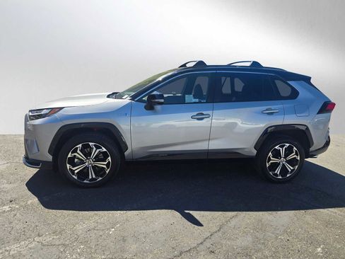 Used 2023 Toyota RAV4 XSE w/ Premium Package AWD/4WD image 6