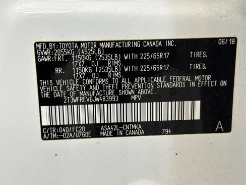 Used 2018 Toyota RAV4 XLE w/ Plus Extra Value Package FWD image 28