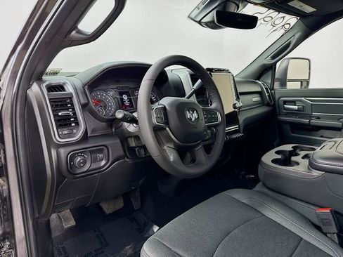 Used 2025 RAM 2500 Big Horn image 9