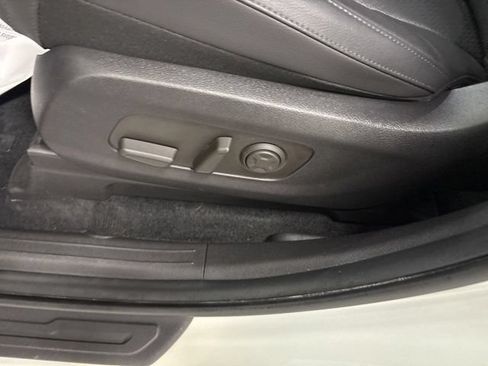 Used 2025 Kia Carnival SX Prestige FWD image 13
