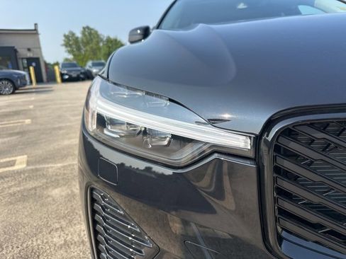 New 2026 Volvo XC60 B5 Plus w/ Climate Package image 10