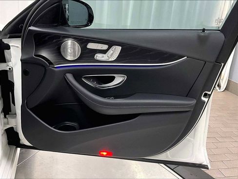 Used 2022 Mercedes-Benz E 350 Sedan image 29