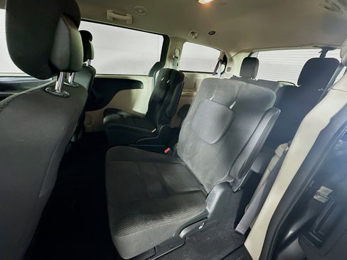 Used 2017 Dodge Grand Caravan SE w/ Power Window Group image 26