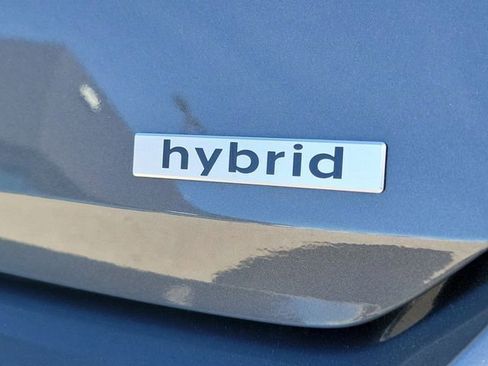 Certified 2025 Hyundai Elantra SEL image 23