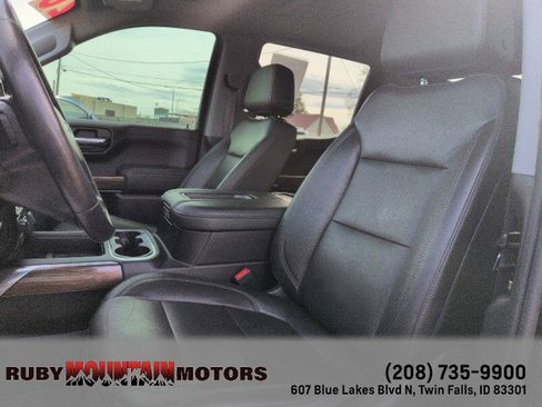 Used 2020 Chevrolet Silverado 1500 LT Trail Boss image 12