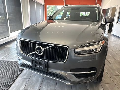 Used 2017 Volvo XC90 T6 Momentum w/ Vision Package AWD/4WD image 7