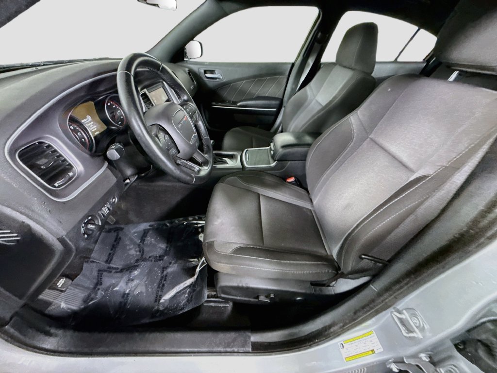 Used 2022 Dodge Charger SXT RWD image 24