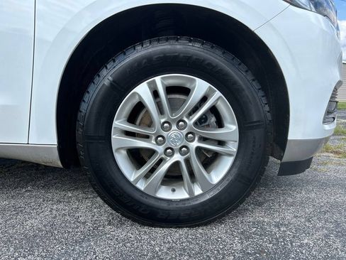 Used 2021 Buick Enclave Essence FWD image 55
