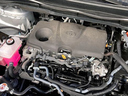 Used 2023 Toyota Sienna LE image 36