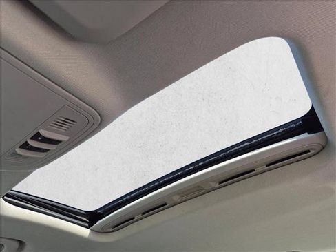 Used 2014 Buick Regal Premium FWD image 11