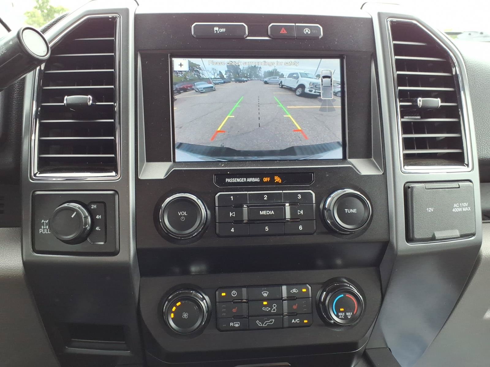 Used 2019 Ford F150 XLT w/ Equipment Group 302A Luxury AWD/4WD image 18