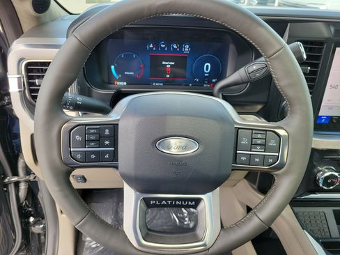 New 2026 Ford F450 Platinum w/ Platinum Plus Package AWD/4WD image 17