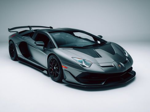 Used 2020 Lamborghini Aventador SVJ image 30