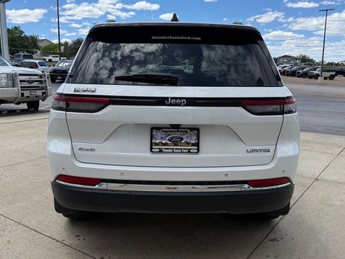 Used 2023 Jeep Grand Cherokee Limited w/ Trailer Tow Prep Group (B) AWD/4WD image 8