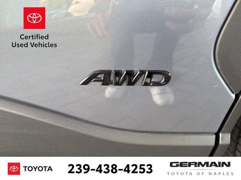 Used 2024 Toyota Corolla Cross AWD Hybrid image 4